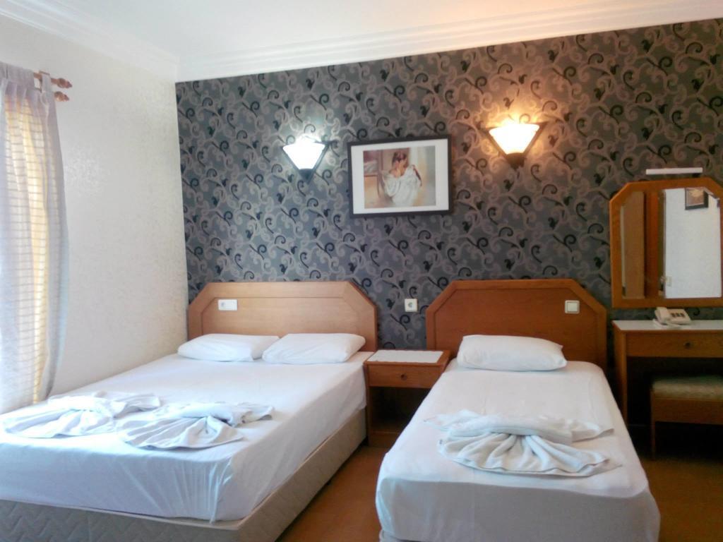 Gulizar Hotel Antalya Habitación foto
